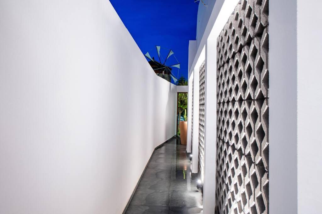 Sunwaves Beach Studio II Ialysos  Exterior photo